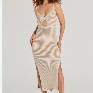 Elegant Cream Maxi Dress